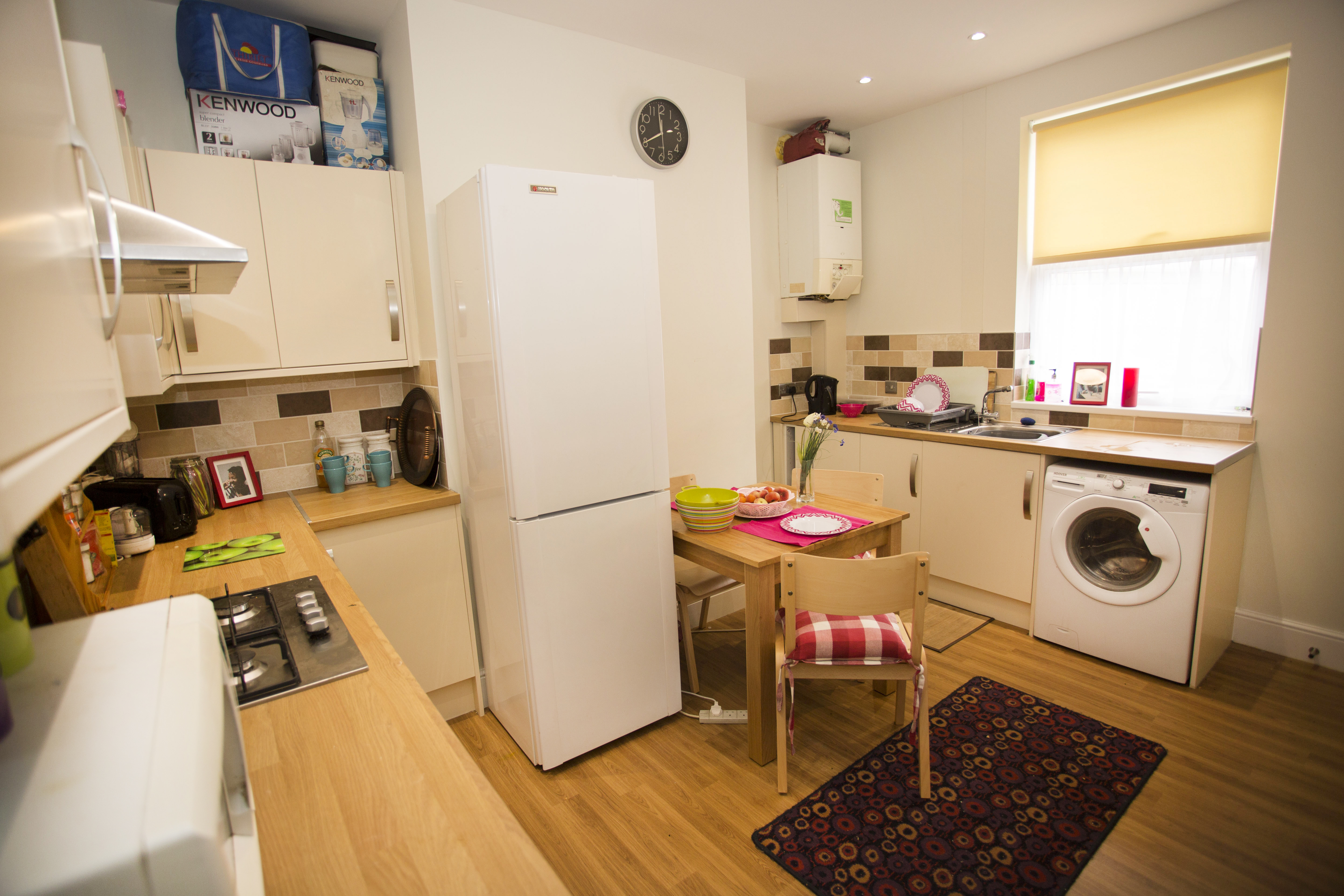 8 CHISWICK - Kitchen (8).JPG